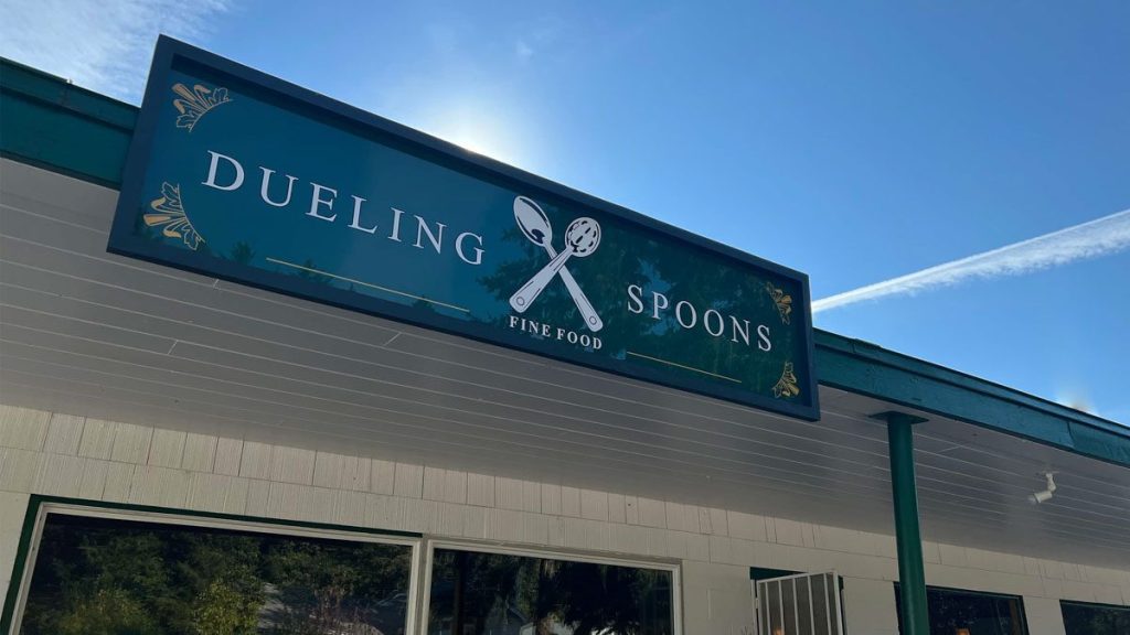 duelingspoonssign